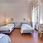 Serristori 31 *