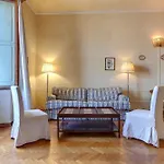 Serristori 31 Apartmán