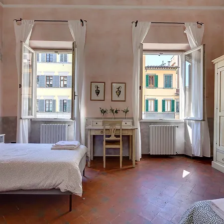 Apartment Serristori 31 Florenz
