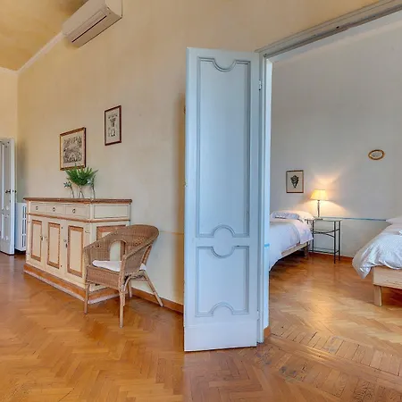 Serristori 31 Apartment