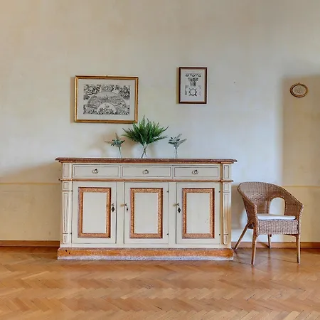 Serristori 31 *