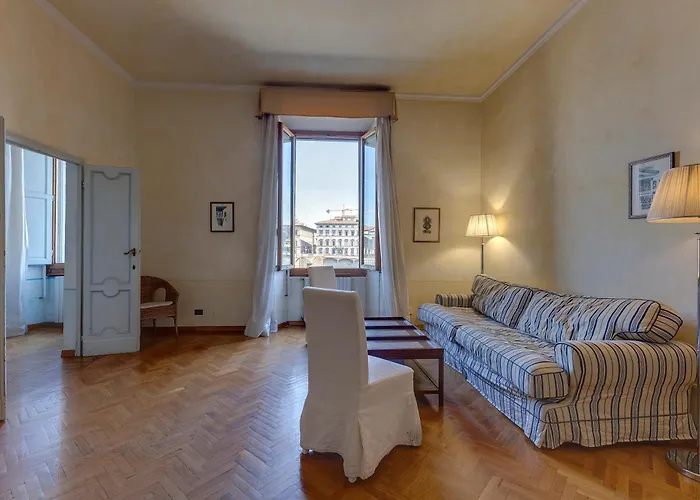 Appartamento Serristori 31 *
