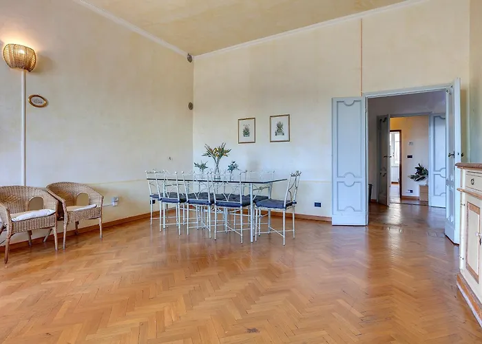 Appartamento Serristori 31 *