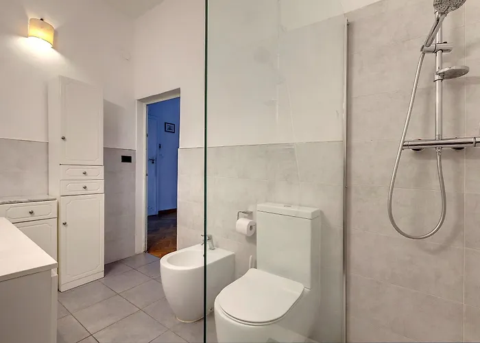 Serristori 31 *