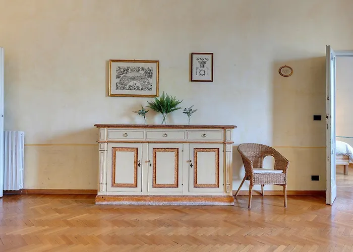 Serristori 31 *