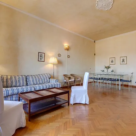 Serristori 31 Appartement